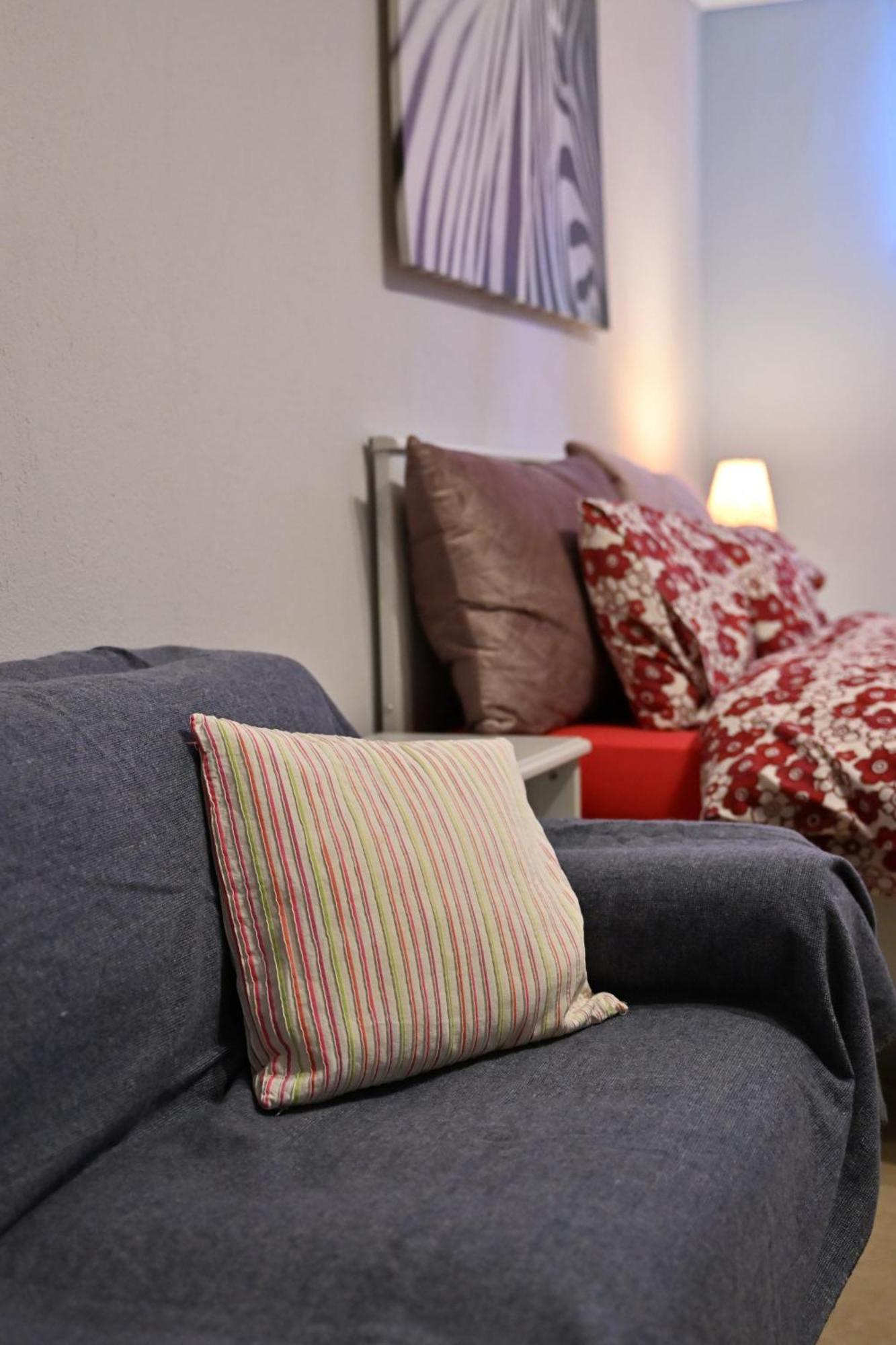 Greg's Cozy Apartment, Up To 4 Guests In Kalamaria